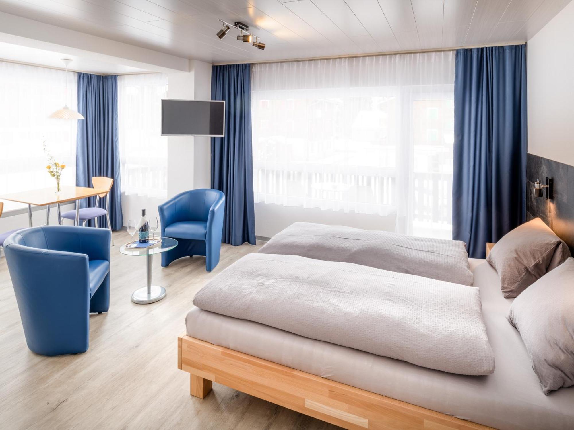 Hotel Alpha Грахен Экстерьер фото