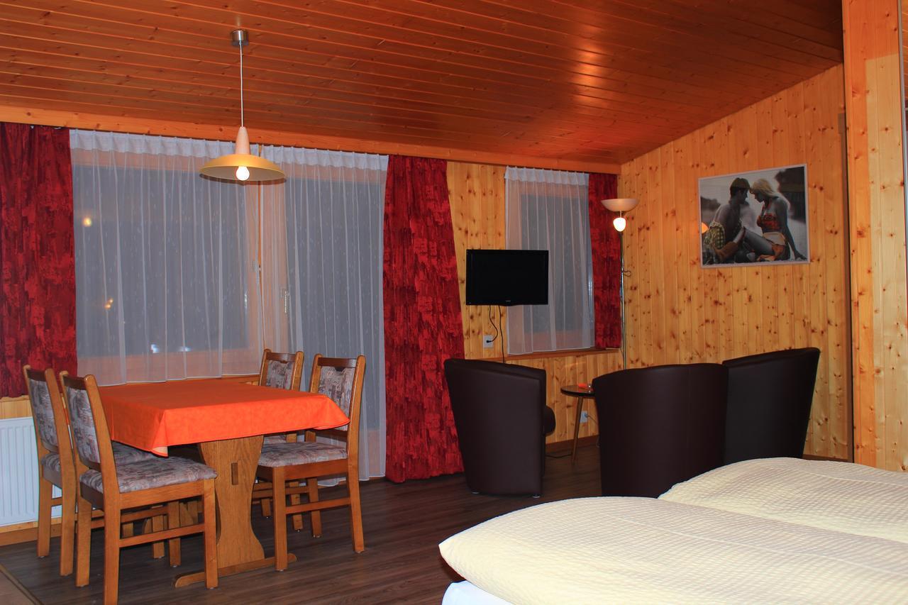Hotel Alpha Грахен Экстерьер фото